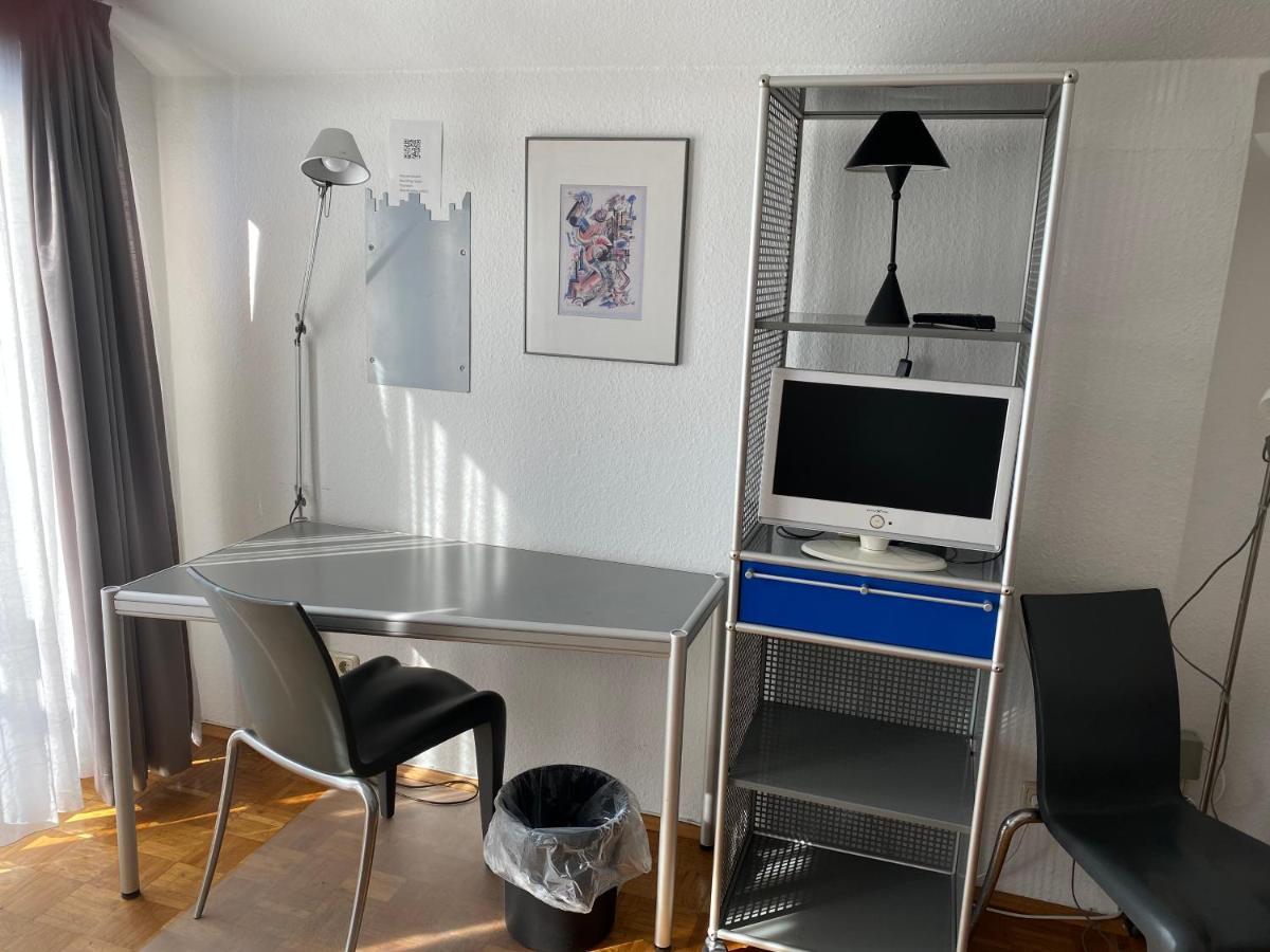 Apartmenthaus Zentrum Komfort Apartments Mit Minikuchen Verschiedener Grossen Kassel Exteriör bild