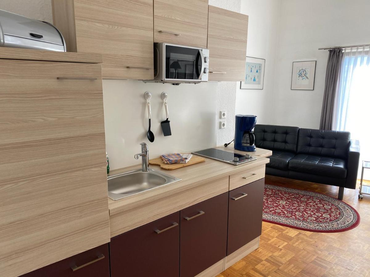 Apartmenthaus Zentrum Komfort Apartments Mit Minikuchen Verschiedener Grossen Kassel Exteriör bild