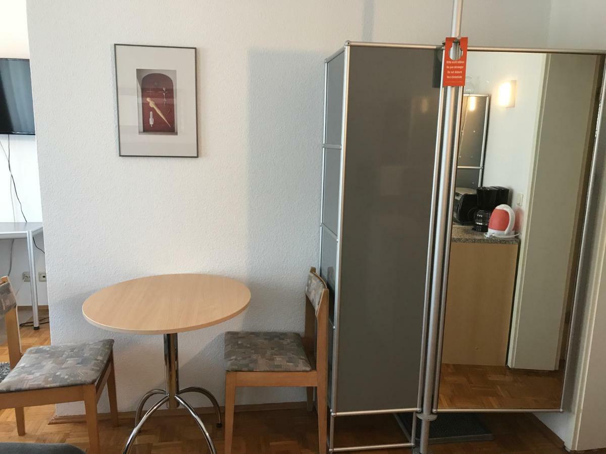 Apartmenthaus Zentrum Komfort Apartments Mit Minikuchen Verschiedener Grossen Kassel Exteriör bild