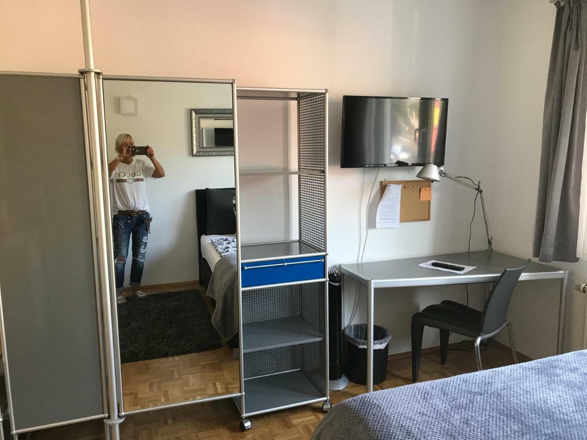 Apartmenthaus Zentrum Komfort Apartments Mit Minikuchen Verschiedener Grossen Kassel Exteriör bild