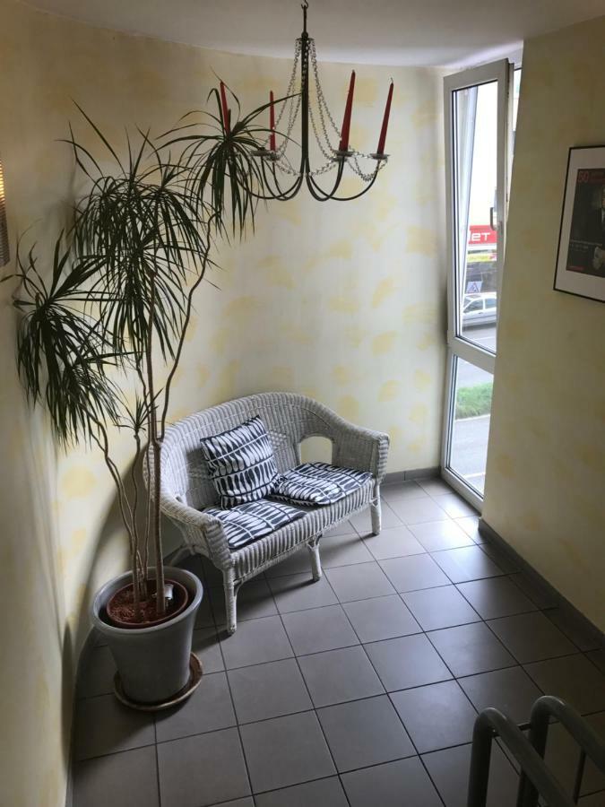 Apartmenthaus Zentrum Komfort Apartments Mit Minikuchen Verschiedener Grossen Kassel Exteriör bild