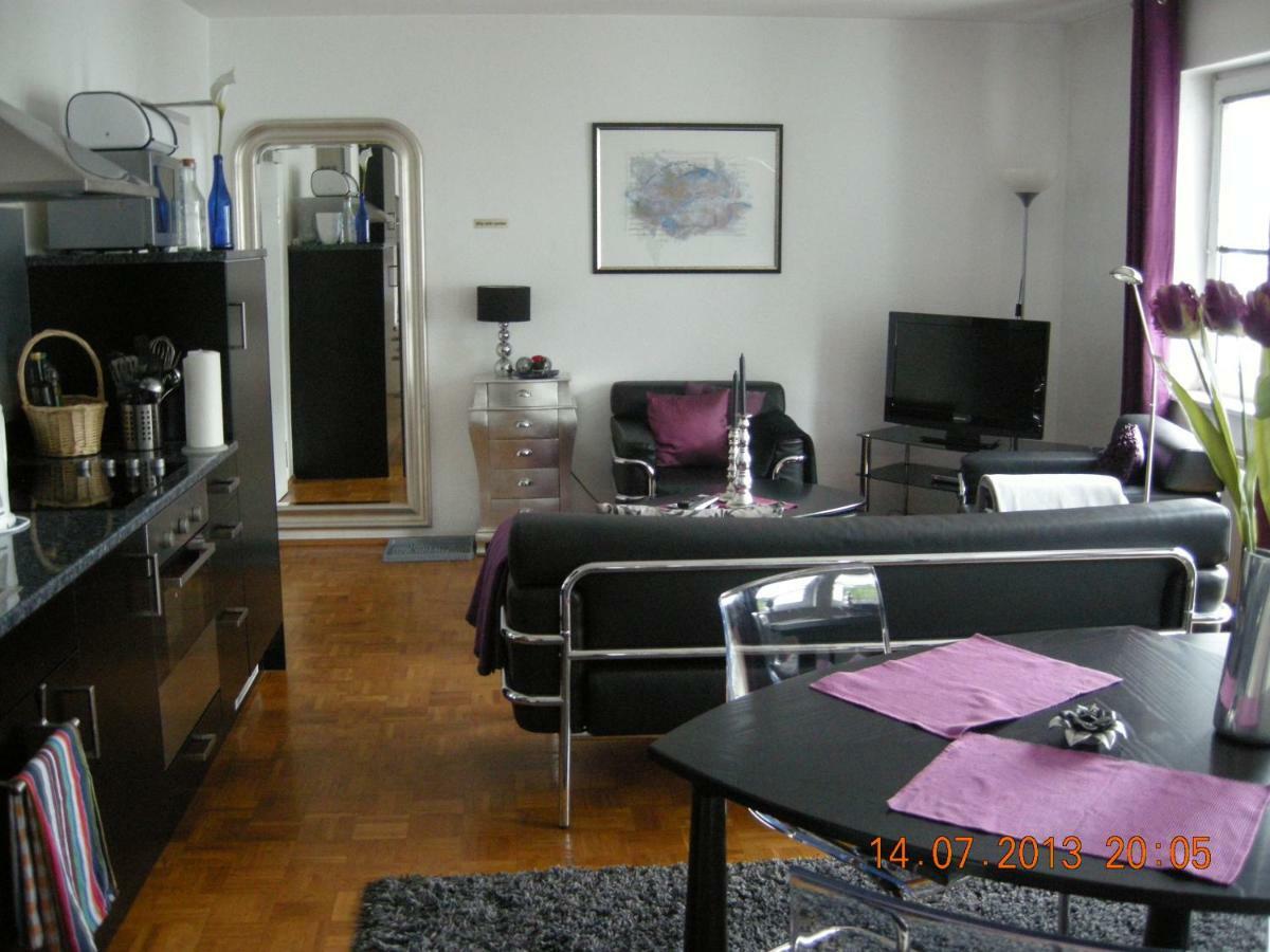 Apartmenthaus Zentrum Komfort Apartments Mit Minikuchen Verschiedener Grossen Kassel Exteriör bild
