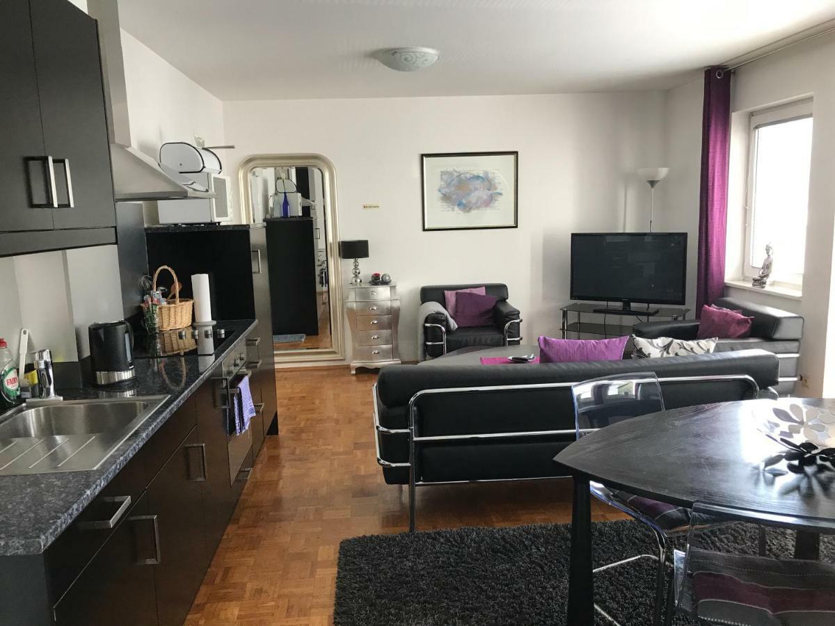 Apartmenthaus Zentrum Komfort Apartments Mit Minikuchen Verschiedener Grossen Kassel Exteriör bild