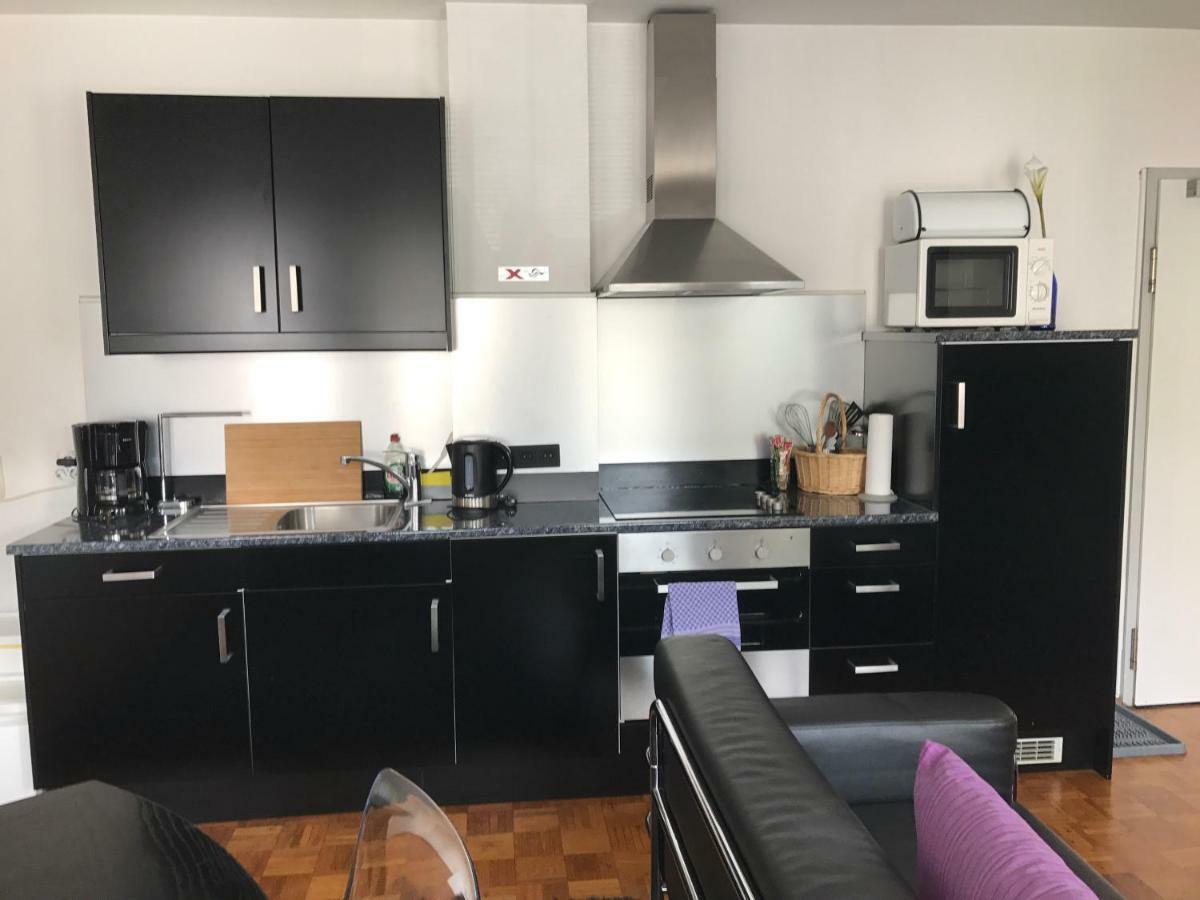 Apartmenthaus Zentrum Komfort Apartments Mit Minikuchen Verschiedener Grossen Kassel Exteriör bild